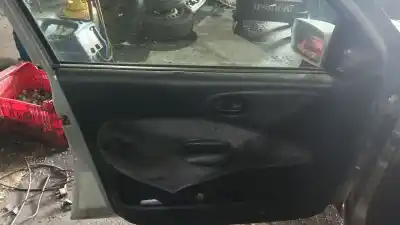 Véhicule à la ferraille ford escort vi sedán (gal, afl) 1.6 i 16v de l'année 2000 alimenté l1h