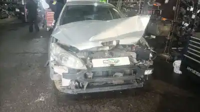 Véhicule à la ferraille peugeot 407 (6d_) 2.0 hdi 135 (6drhrh, 6drhre, 6drhrg, 6drhrj) de l'année 2004 alimenté rhr