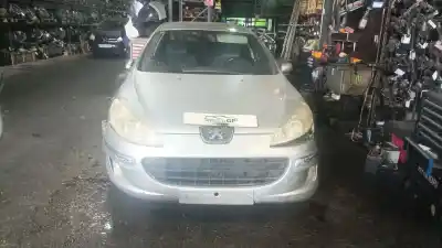 Véhicule à la ferraille peugeot 407 (6d_) 1.6 hdi 110 (6d9hzc, 6d9hyc) de l'année 2005 alimenté 9hz
