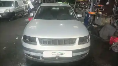 Veículo de Sucata volkswagen passat b5 (3b2) 1.9 tdi do ano 2000 alimentado atj