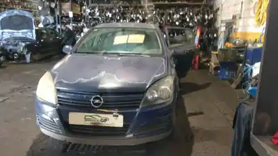 Véhicule à la ferraille opel astra h (a04) 1.7 cdti (l48) de l'année 2004 alimenté z17dth