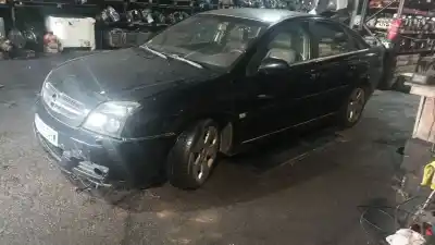 Véhicule à la ferraille opel vectra c gts (z02) 1.9 cdti (f68) de l'année 2005 alimenté z19dth