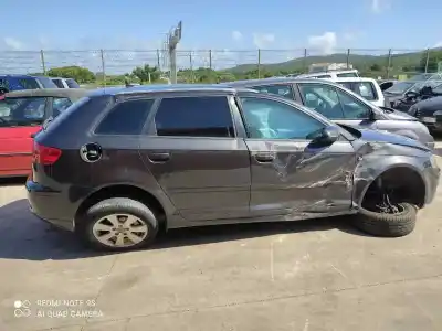 Veículo de Sucata audi a3 sportback (8p) 2.0 tdi ambiente (dpf) do ano 2007 alimentado bkd