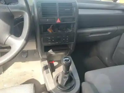 Veicolo di demolizione audi a2 (8z0) 1.4 tdi dell'anno 2001 alimentato amf