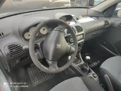 Veículo de Sucata PEUGEOT 206 SW (2E/K) 2.0 HDI do ano 2005 alimentado RHYDW10TD