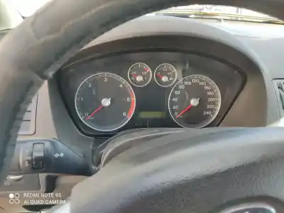 Здавання транспортного засобу ford focus c-max (cap) ambiente (d) року 2005 потужний g8da