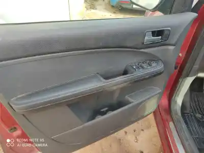 Здавання транспортного засобу ford focus c-max (cap) ambiente (d) року 2005 потужний g8da