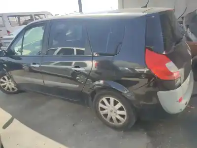 Veículo de Sucata renault scenic ii i- music do ano 2008 alimentado f9qj8