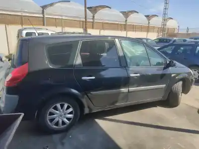 Veículo de Sucata renault scenic ii i- music do ano 2008 alimentado f9qj8