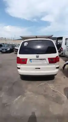 Véhicule à la ferraille SEAT ALHAMBRA (7V9)  de l'année 2000 alimenté AUY