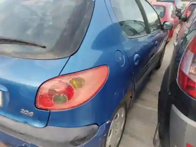 Veículo de Sucata peugeot 206 sw (2e/k) 1.4 do ano 2003 alimentado kfw