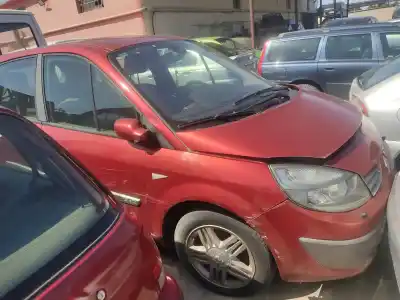 Sloopvoertuig renault scenic ii emotion van het jaar 2004 aangedreven k9k832