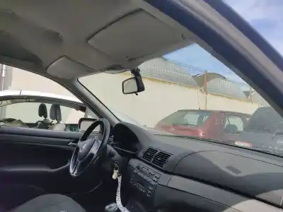 Veículo de Sucata bmw serie 3 berlina (e46) 318i edition advance do ano 2001 alimentado 20 4d 1