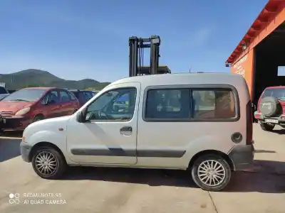 Scrapping Vehicle renault kangoo (f/kc0) alize 64 cv / 47 kw of the year 2001 powered 