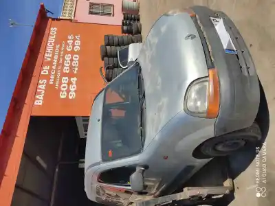 Scrapping Vehicle renault kangoo (f/kc0) alize 64 cv / 47 kw of the year 2001 powered 