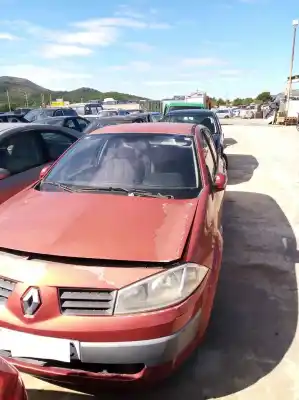 Verschrottungsfahrzeug renault megane ii berlina 3p confort authentique des jahres 2002 angetrieben 