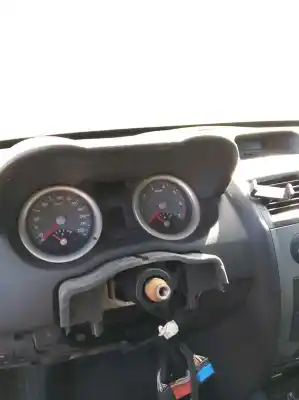 Verschrottungsfahrzeug renault megane ii berlina 3p confort authentique des jahres 2002 angetrieben 