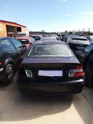 Sloopvoertuig BMW SERIE 3 BERLINA (E46)  van het jaar 2002 aangedreven M47N204D4
