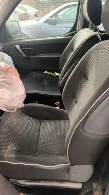 Verschrottungsfahrzeug peugeot partner (s2) combi plus des jahres 2006 angetrieben rhy