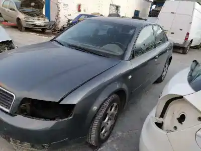 Veículo de Sucata audi a4 avant (8e) 2.5 tdi (114kw) do ano 2001 alimentado aym