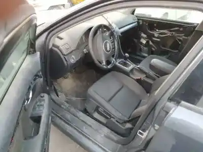 Veículo de Sucata audi a4 avant (8e) 2.5 tdi (114kw) do ano 2001 alimentado aym