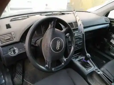 Veículo de Sucata audi a4 avant (8e) 2.5 tdi (114kw) do ano 2001 alimentado aym