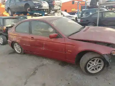 Veicolo di demolizione bmw serie 3 berlina (e46) 316i dell'anno 2002 alimentato 