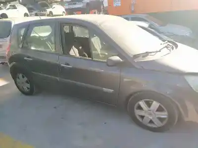 Scrapping Vehicle renault scenic ii confort expression of the year 2004 powered f9q812