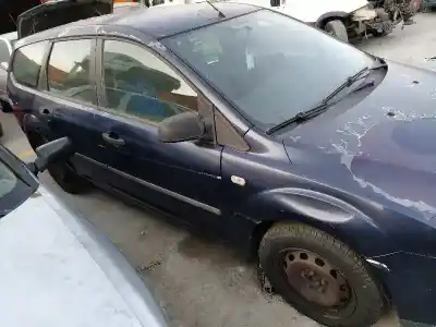 Veículo de Sucata ford focus berlina (cap) ambiente (d) do ano 2005 alimentado hhda