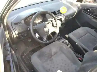 Veicolo di demolizione seat ibiza (6k1) select dell'anno 2001 alimentato aqm