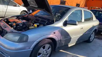 Veículo de Sucata opel astra g berlina comfort do ano 2003 alimentado y20dth