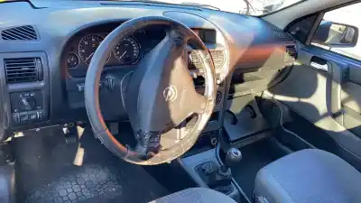 Veículo de Sucata opel astra g berlina comfort do ano 2003 alimentado y20dth