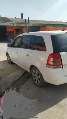 Scrapping Vehicle opel zafira b cosmo of the year 2009 powered z19dt
