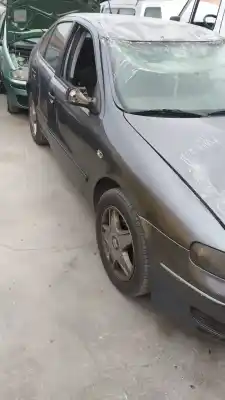 Veículo de Sucata seat leon (1m1) signo do ano 2002 alimentado alh