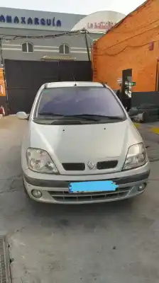 Veicolo di demolizione RENAULT                                            SCENIC (JA..)                                                                                                                                                                                                                                              1.9 dTi Diesel dell'anno 2001 alimentato F9Q7