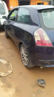 Veicolo di demolizione fiat stilo (192) 1.8 16v dynamic dell'anno 2002 alimentato 192a4000