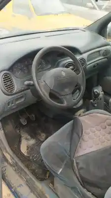 Veicolo di demolizione renault                                            scenic (ja..)                                                                                                                                                                                                                                              1.6 16v dynamique (ja0b/11) dell'anno 1999 alimentato kam a7
