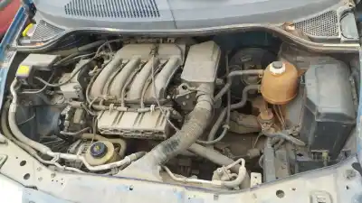 Veicolo di demolizione renault                                            scenic (ja..)                                                                                                                                                                                                                                              1.6 16v dynamique (ja0b/11) dell'anno 1999 alimentato kam a7