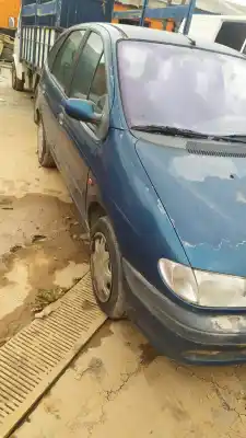 Veicolo di demolizione renault                                            scenic (ja..)                                                                                                                                                                                                                                              1.6 16v dynamique (ja0b/11) dell'anno 1999 alimentato kam a7