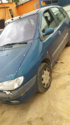 Veicolo di demolizione renault                                            scenic (ja..)                                                                                                                                                                                                                                              1.6 16v dynamique (ja0b/11) dell'anno 1999 alimentato kam a7