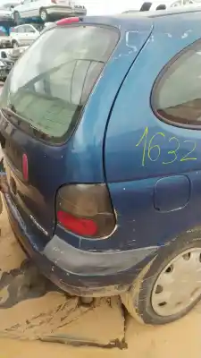 Veicolo di demolizione renault                                            scenic (ja..)                                                                                                                                                                                                                                              1.6 16v dynamique (ja0b/11) dell'anno 1999 alimentato kam a7