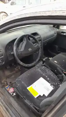 Veículo de Sucata opel astra g berlina comfort do ano 2002 alimentado z16xe