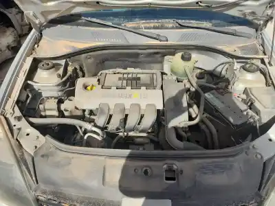 Утилизация автомобиля renault clio ii fase ii (b/cb0) authentique года 2002 питание d4fb7