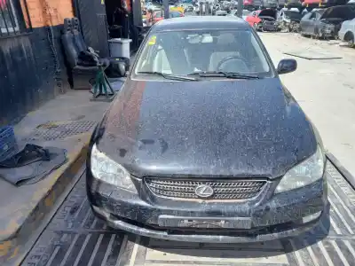 Veículo de Sucata lexus is 300 (jce10) 3.0 premium do ano 2002 alimentado 2jz-ge