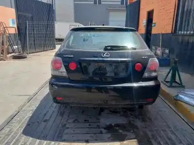 Veículo de Sucata lexus is 300 (jce10) 3.0 premium do ano 2002 alimentado 2jz-ge