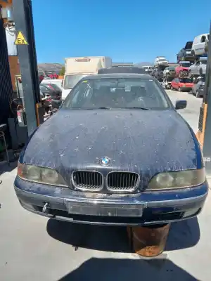 Scrapping Vehicle BMW SERIE 5 TOURING (E39) 525tds of the year 2000 powered 25-6T-1