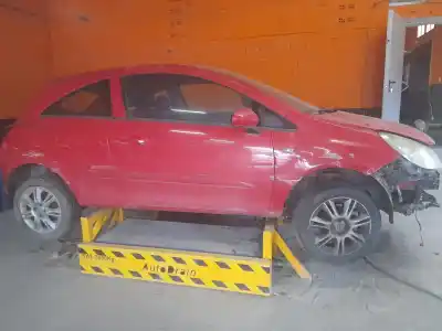 Veicolo di demolizione opel corsa d ´´111 years´´ dell'anno 2007 alimentato z13dtj