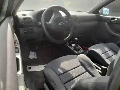 Veicolo di demolizione audi a3 (8l) 1.8 t ambiente dell'anno 1999 alimentato agu