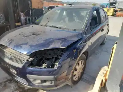 Veicolo di demolizione ford focus berlina (cap) ambiente (d) dell'anno 2005 alimentato g8da