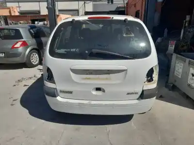 Veicolo di demolizione renault                                            scenic (ja..)                                                                                                                                                                                                                                              1.6 16v dynamique (ja0b/11) dell'anno 2001 alimentato k4m a7